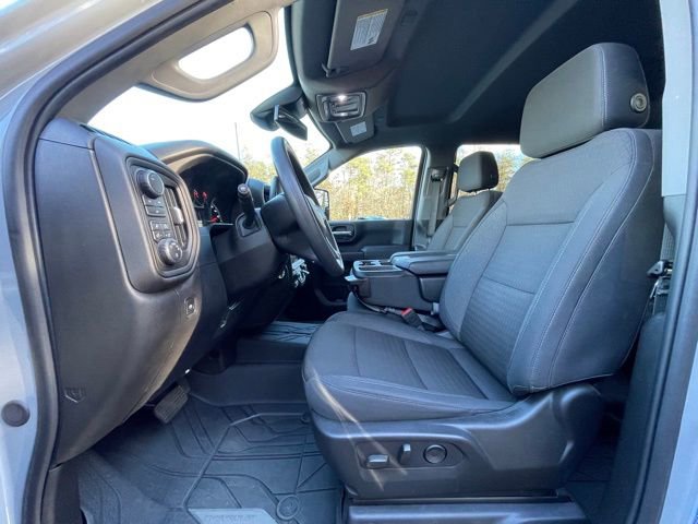 Used 2024 Chevrolet Silverado 2500 Custom w/ Custom Value Package image 17