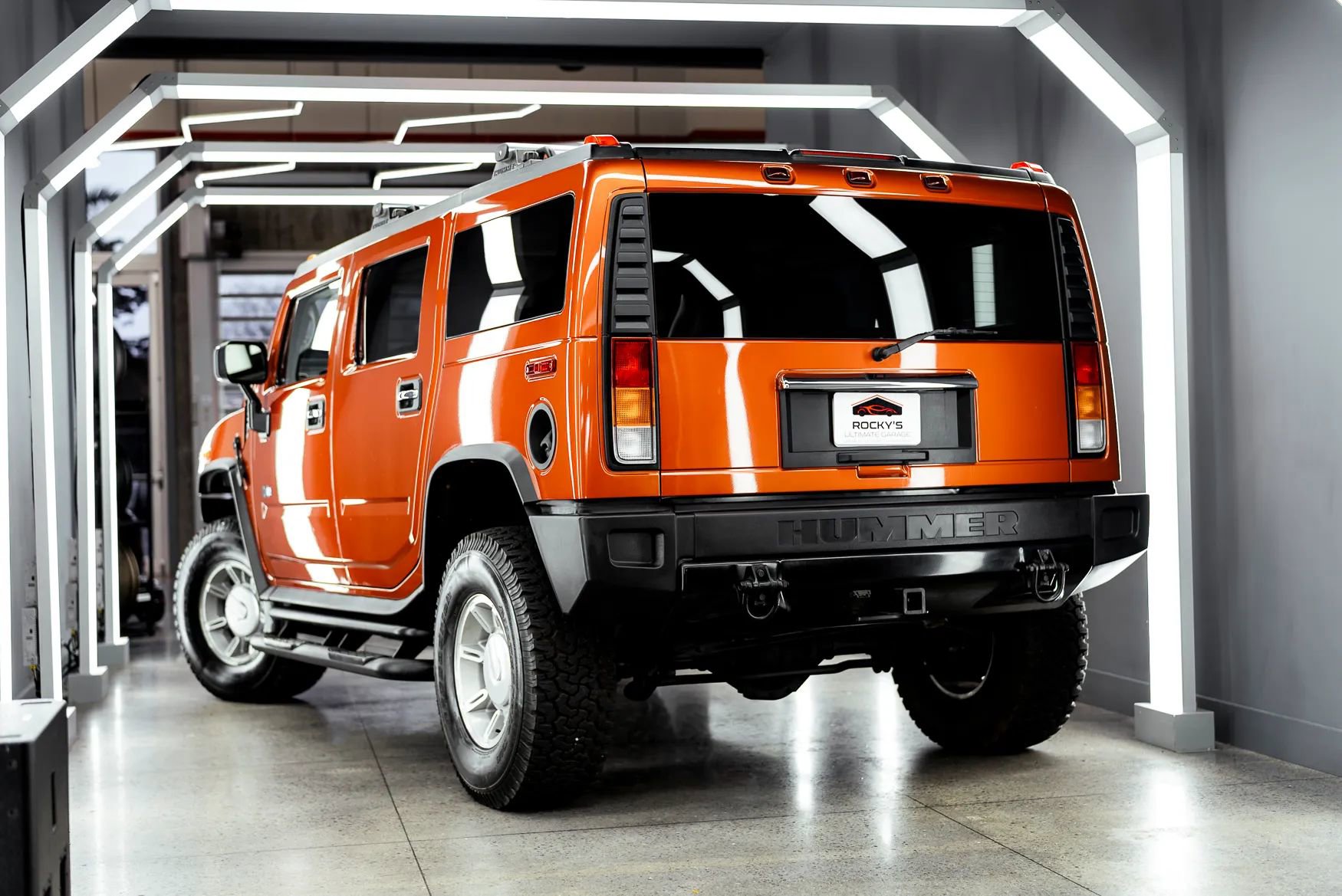Used 2003 HUMMER H2 Luxury w/ Preferred Equipment Group AWD/4WD image 8