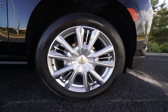 Used 2024 Chevrolet Tahoe High Country AWD/4WD image 42