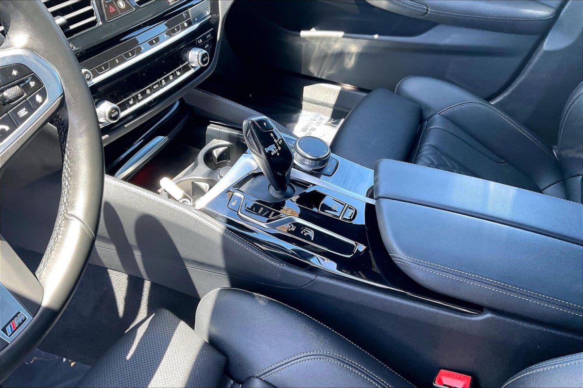 Used 2023 BMW 530e w/ M Sport Package RWD image 14