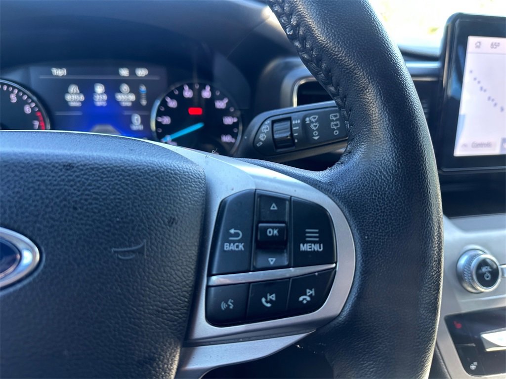 Used 2022 Ford Explorer XLT w/ Equipment Group 202A image 30