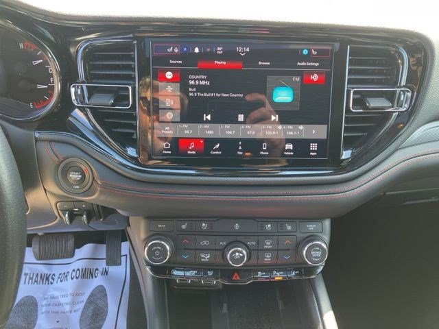 Certified 2025 Dodge Durango GT image 17