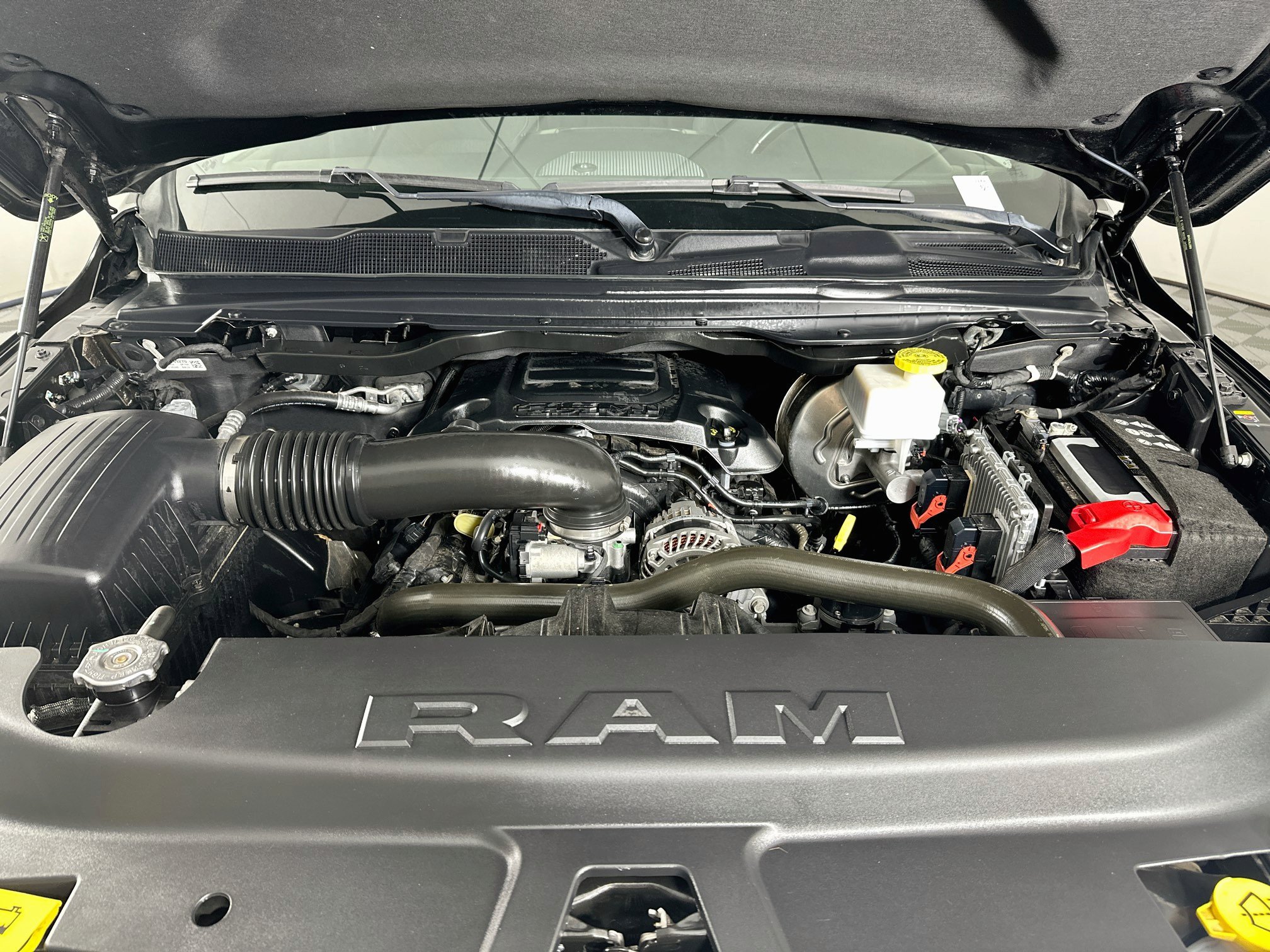 Used 2022 RAM 1500 Big Horn AWD/4WD image 30