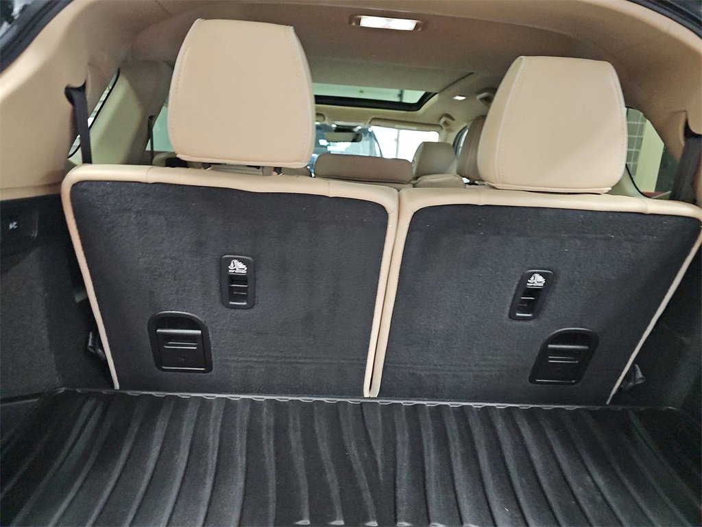 Used 2023 Acura MDX SH-AWD w/ Advance Package image 25