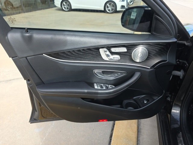 Used 2022 Mercedes-Benz E 350 Sedan image 11