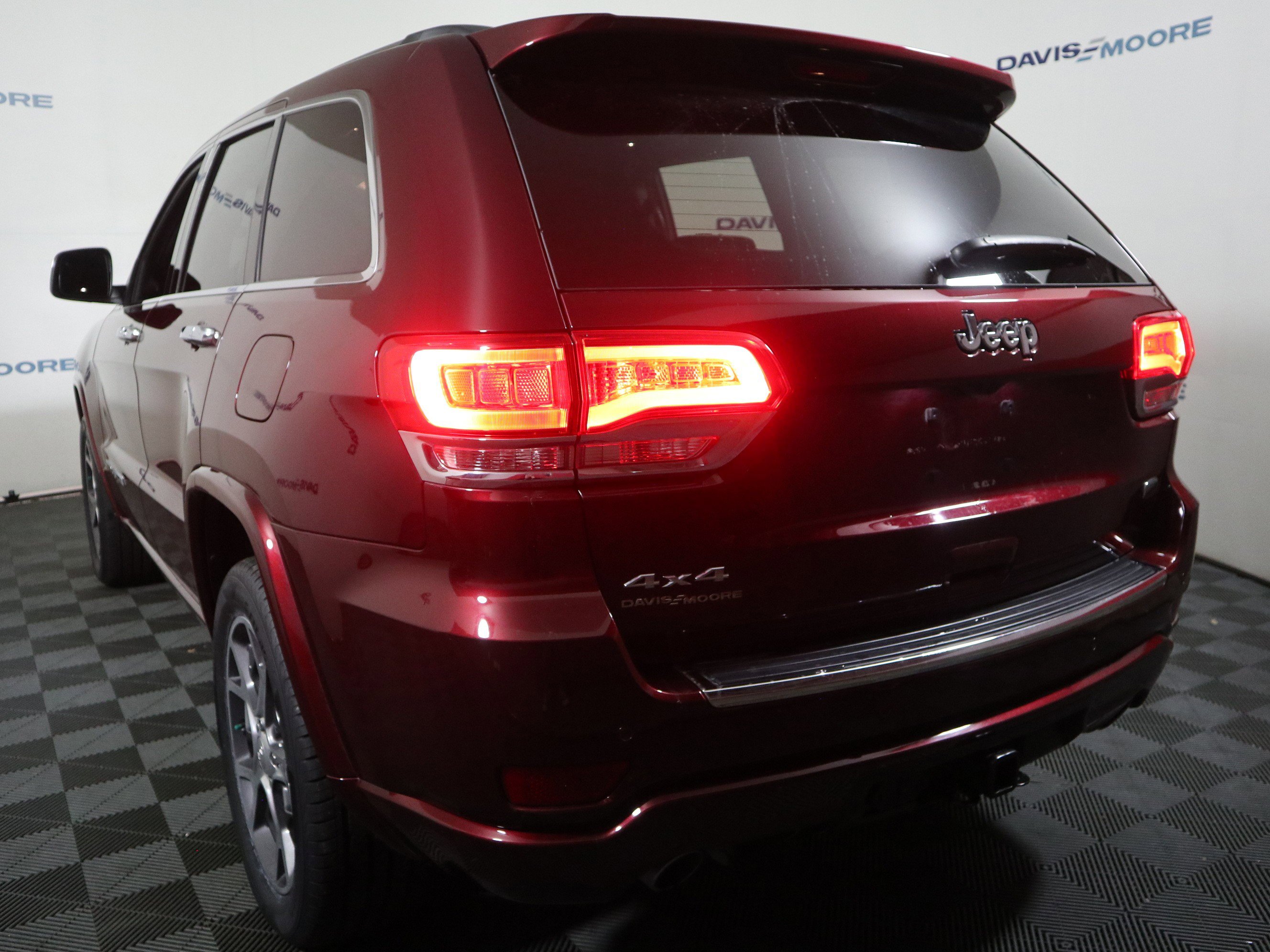 Used 2020 Jeep Grand Cherokee Overland image 9