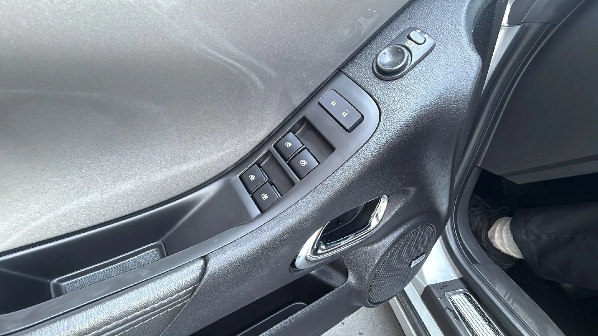 Used 2015 Chevrolet Camaro SS w/ RS Package RWD image 26