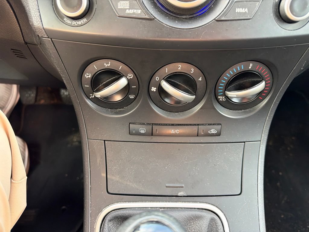 Used 2012 MAZDA MAZDA3 i Touring FWD image 31