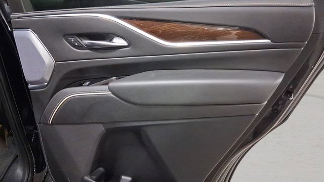 Used 2022 Cadillac Escalade Sport Platinum w/ Heavy-Duty Trailer Package image 17