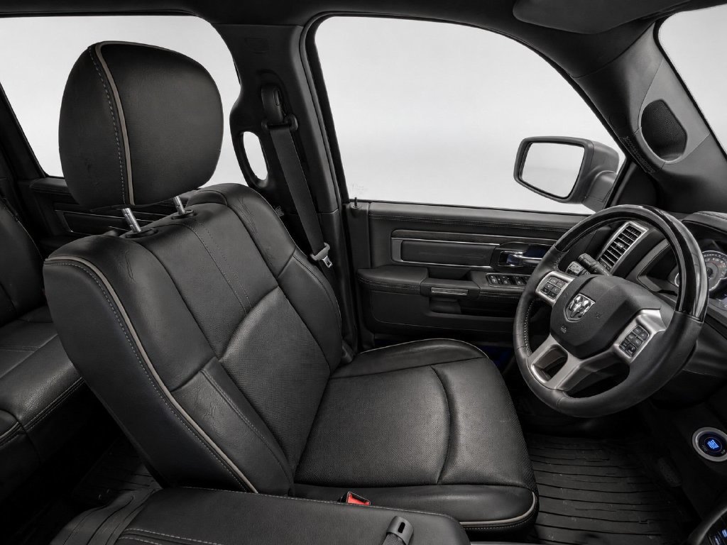Used 2016 RAM 1500 Limited AWD/4WD image 11