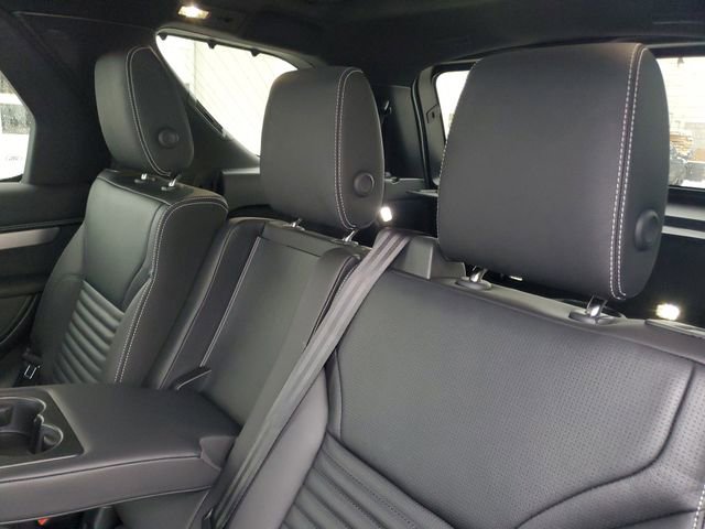 New 2026 Land Rover Discovery Limited Edition image 14