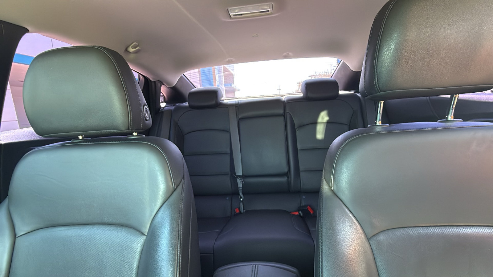 Used 2023 Chevrolet Malibu LT FWD image 16