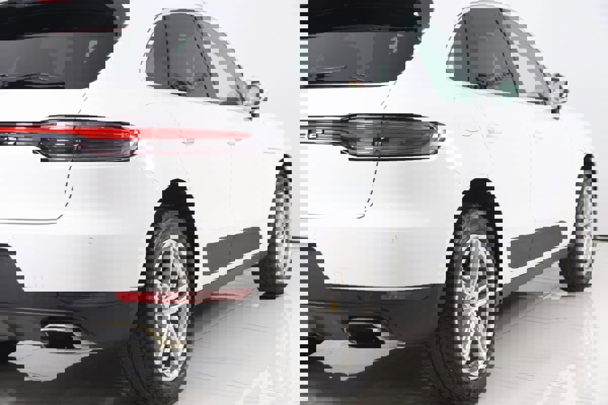 Used 2021 Porsche Macan image 54