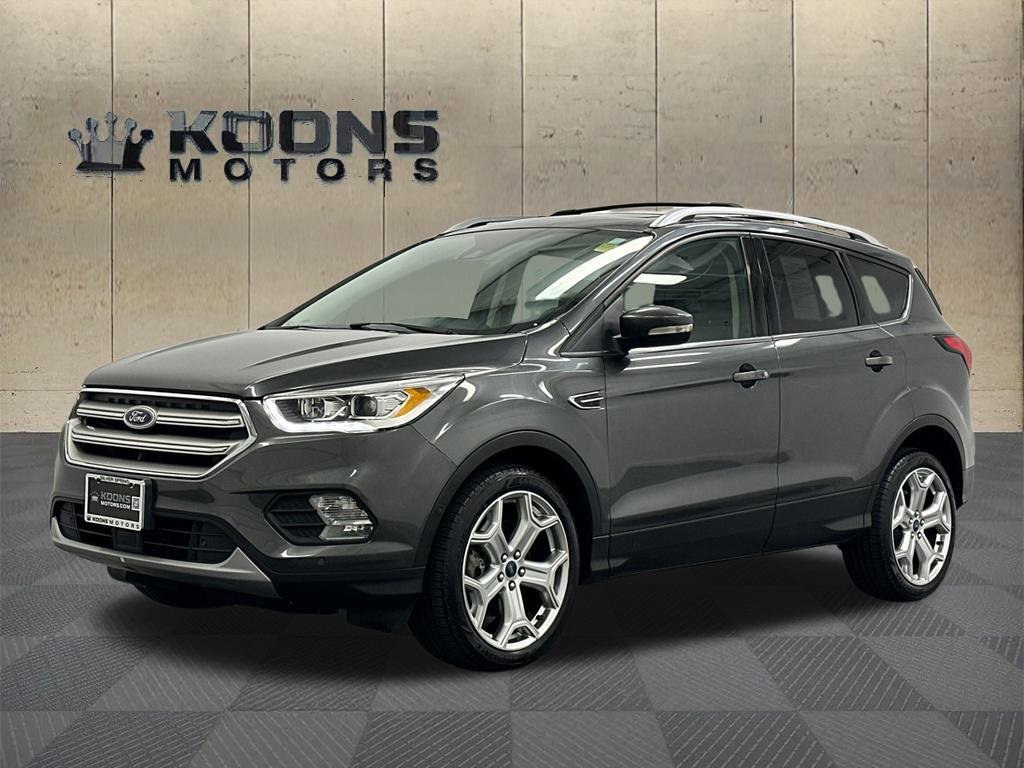 Used 2019 Ford Escape Titanium image 1