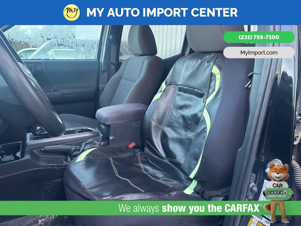 Used 2019 Toyota Tacoma TRD Sport image 7