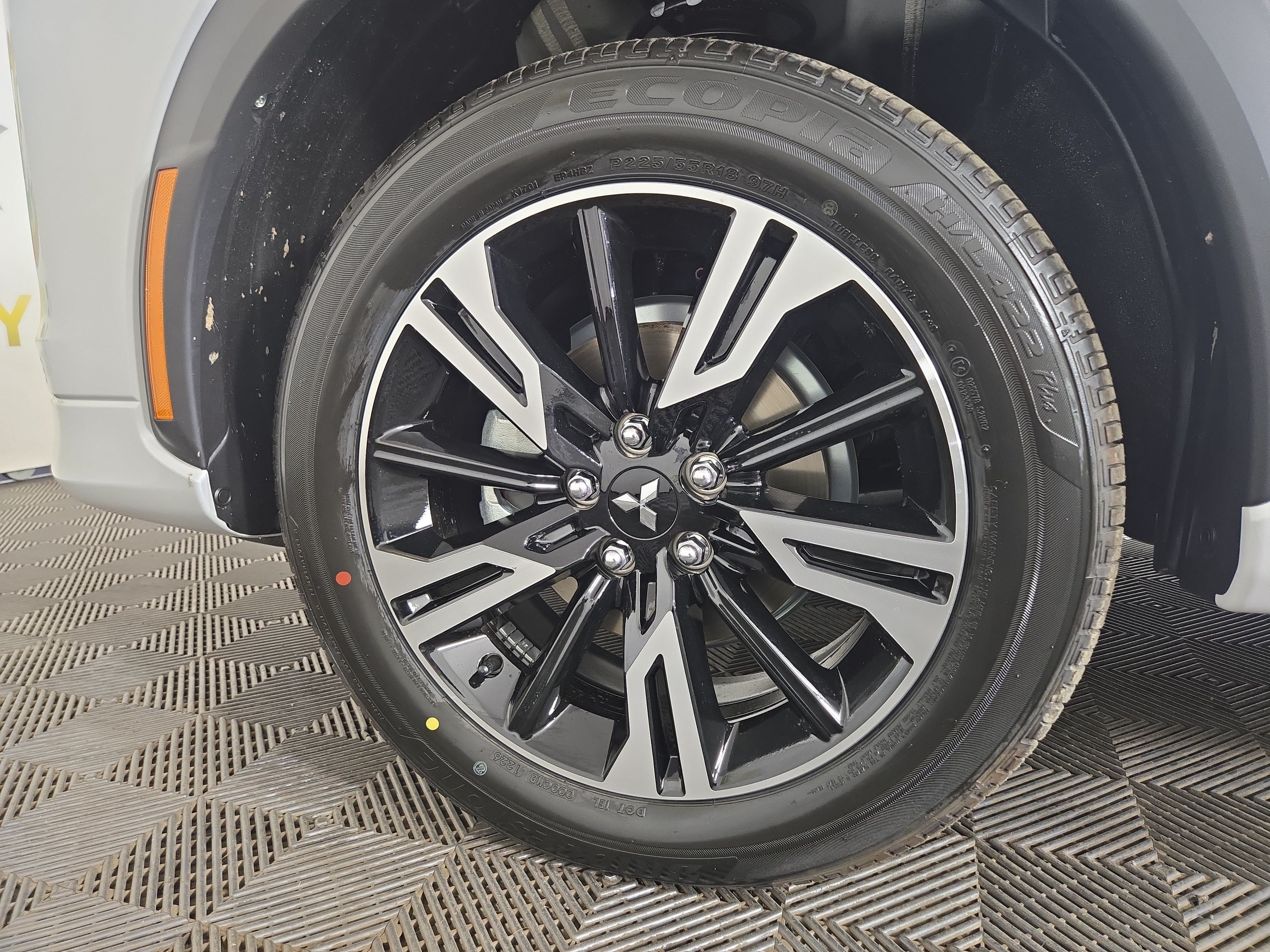 New 2026 Mitsubishi Eclipse Cross SEL AWD/4WD image 33