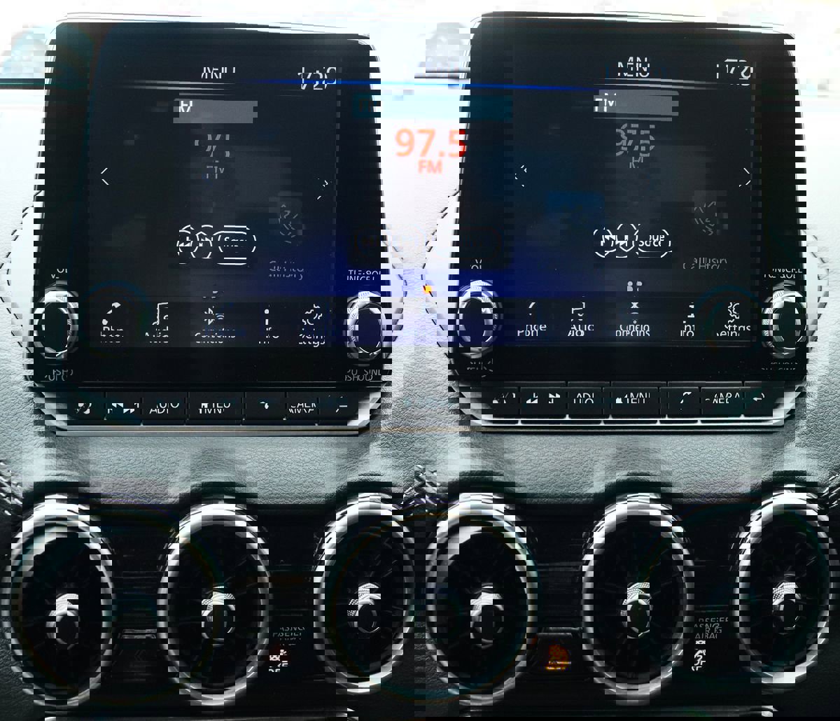 Used 2024 Nissan Sentra SV image 49