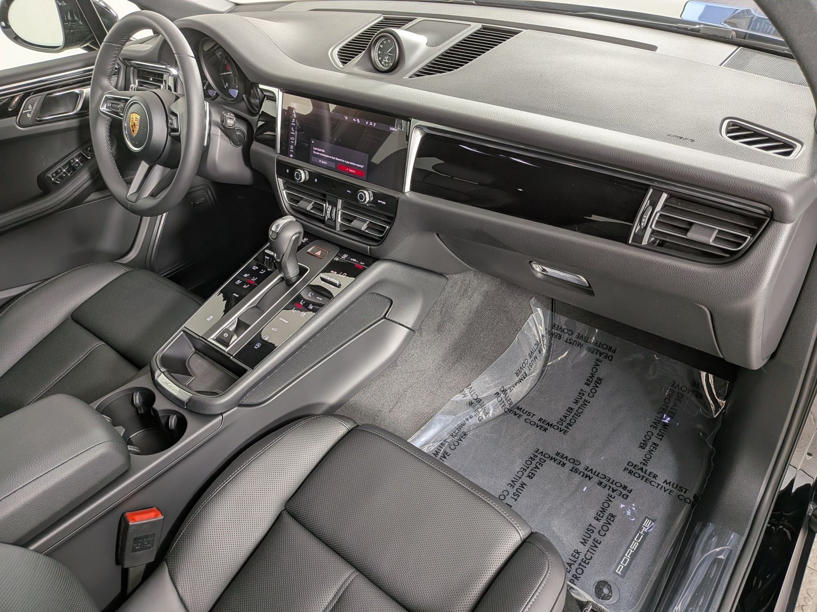 New 2026 Porsche Macan AWD/4WD image 25