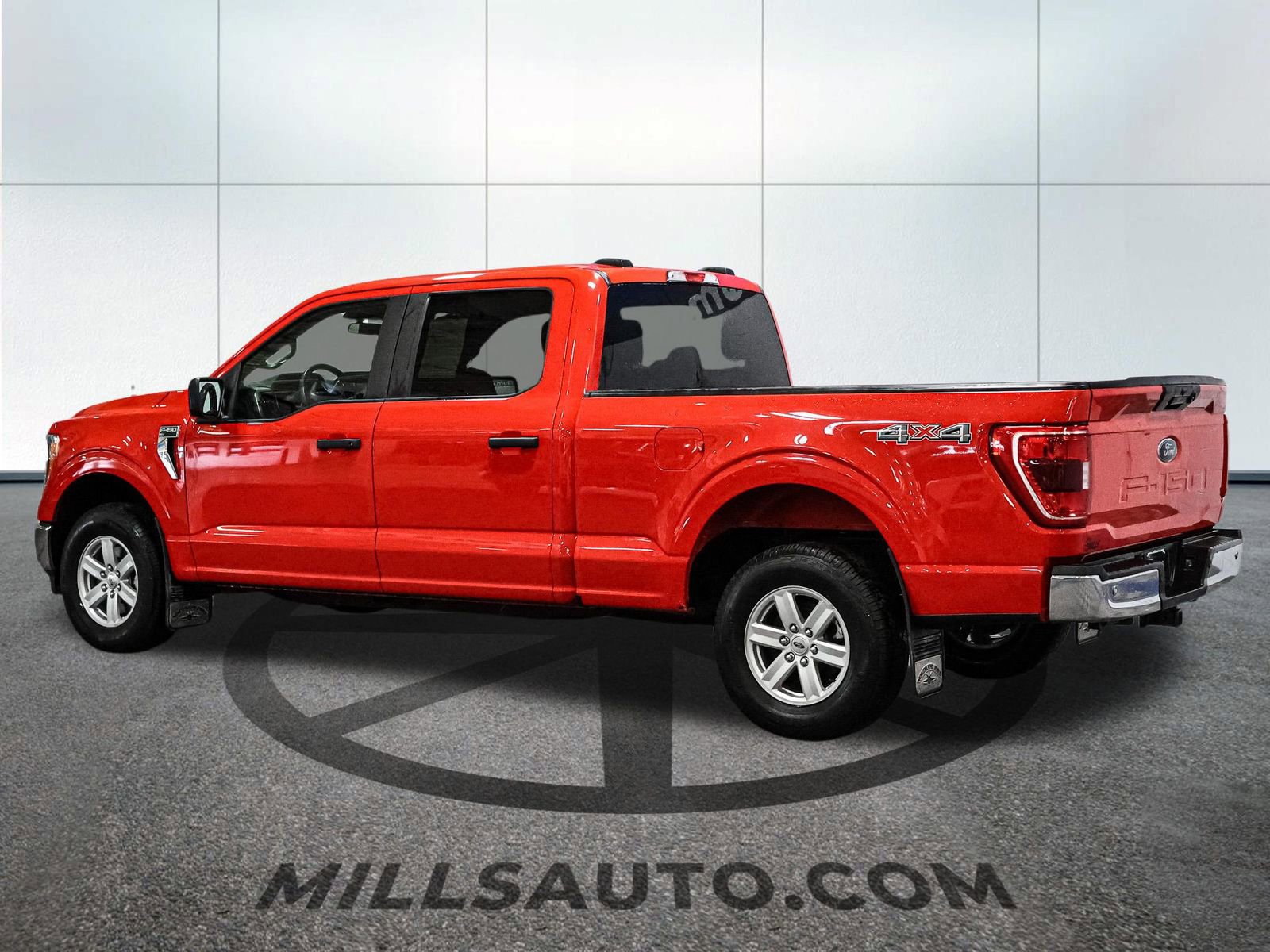 Certified 2025 Ford F150 Platinum w/ FX4 Off-Road Package image 4
