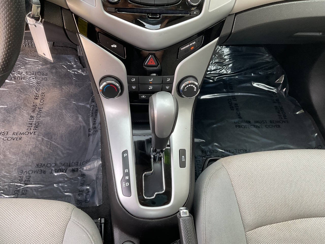 Used 2016 Chevrolet Cruze LT FWD image 25