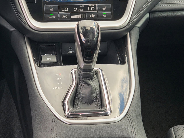 Used 2025 Subaru Outback Limited XT image 13