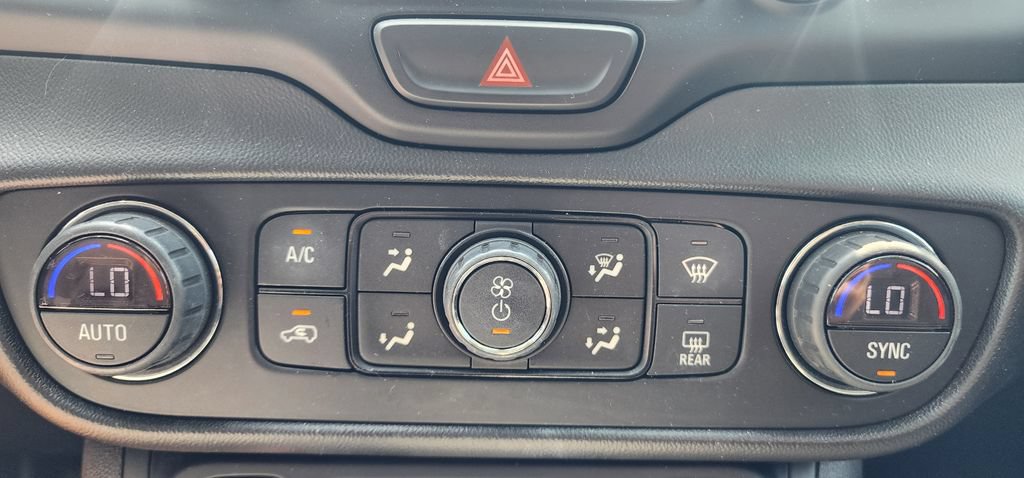 Used 2019 GMC Terrain Denali w/ Advanced Safety Package FWD image 34