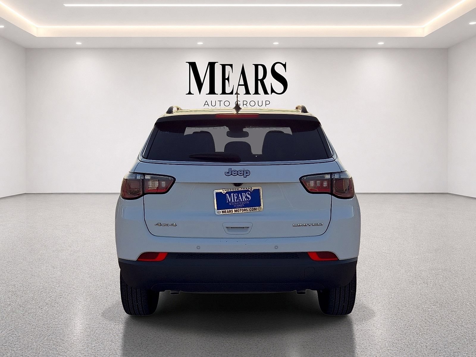 Used 2025 Jeep Compass Limited AWD/4WD image 4