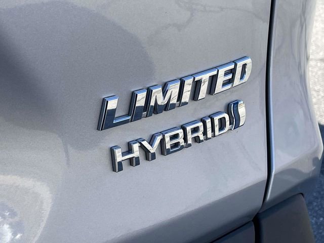 Used 2022 Toyota RAV4 Limited image 12