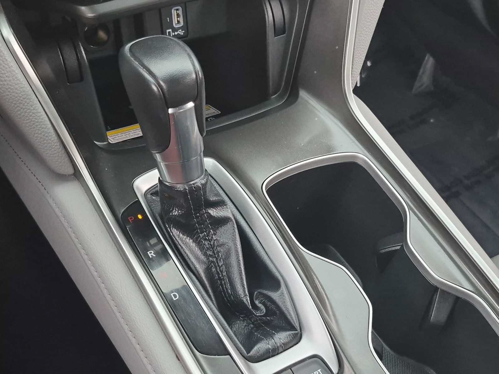 Used 2018 Honda Accord Touring image 32