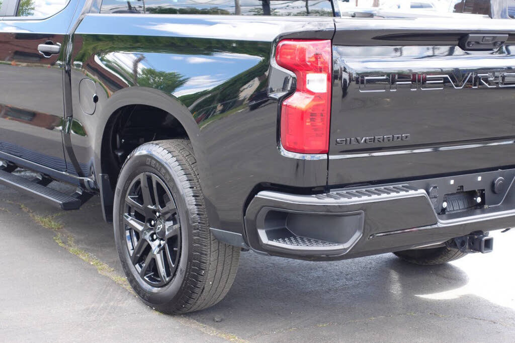 Used 2023 Chevrolet Silverado 1500 Custom AWD/4WD image 10