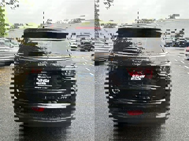 New 2025 Jeep Compass Limited w/ Sun & Sound Group image 7