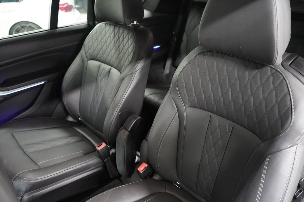 Used 2021 BMW X7 M50i AWD/4WD image 17