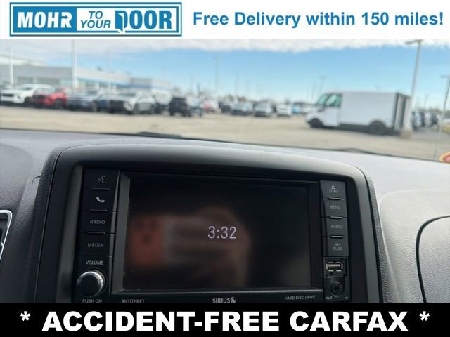 Used 2020 Dodge Grand Caravan SXT image 18