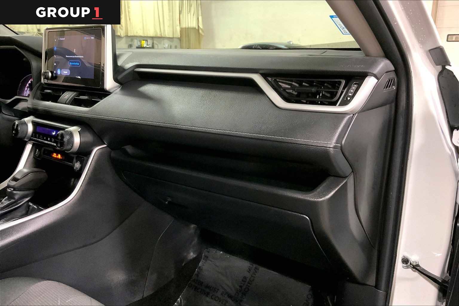 Used 2023 Toyota RAV4 XLE image 18