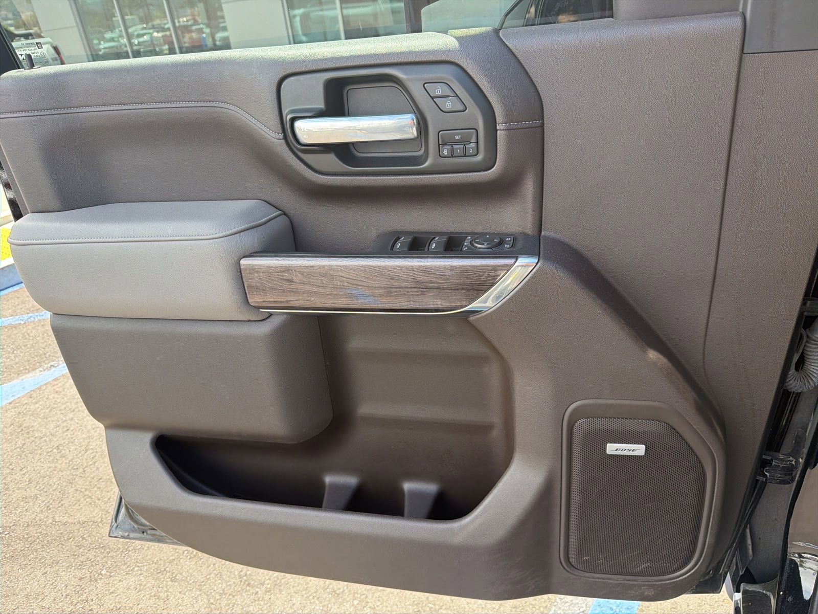 Used 2021 Chevrolet Silverado 3500 LTZ w/ LTZ Premium Package image 16