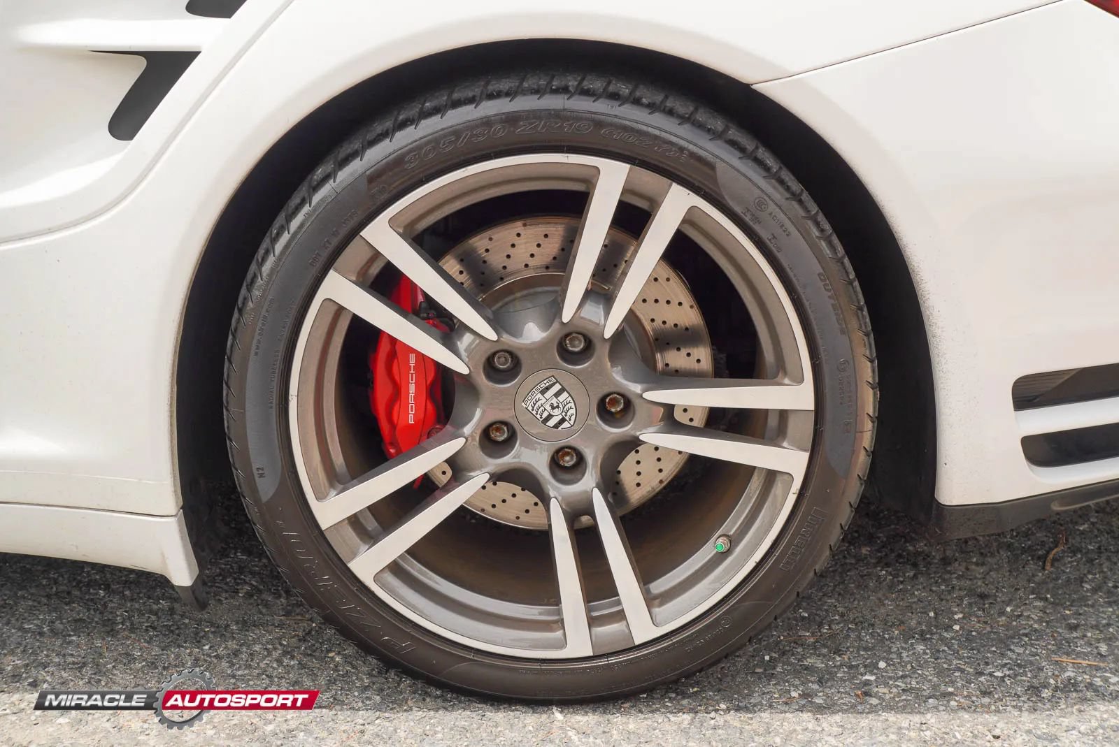 Used 2010 Porsche 911 Turbo AWD/4WD image 12