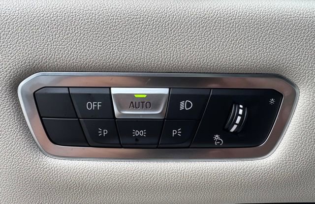 Certified 2022 BMW X6 xDrive40i image 13