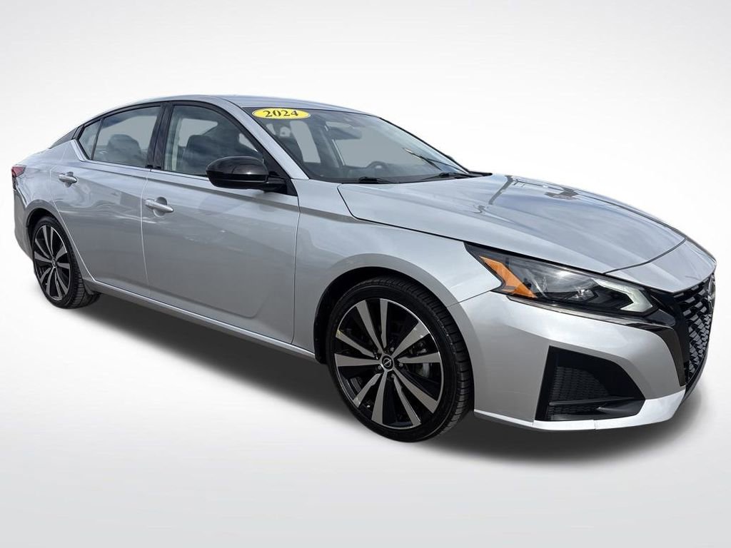 Used 2024 Nissan Altima 2.5 SR image 7