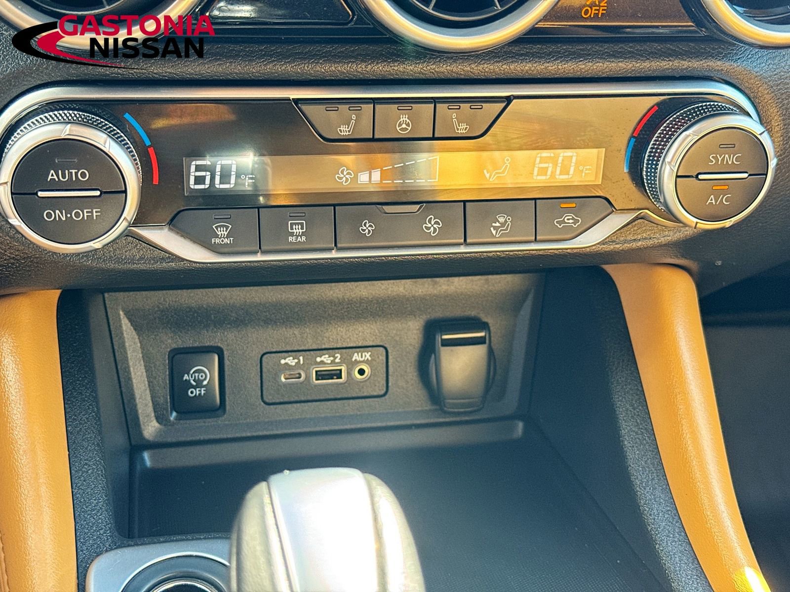 Used 2024 Nissan Sentra SV w/ SV Premium Package image 21