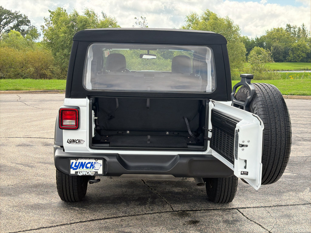 Used 2024 Jeep Wrangler Sport AWD/4WD image 32