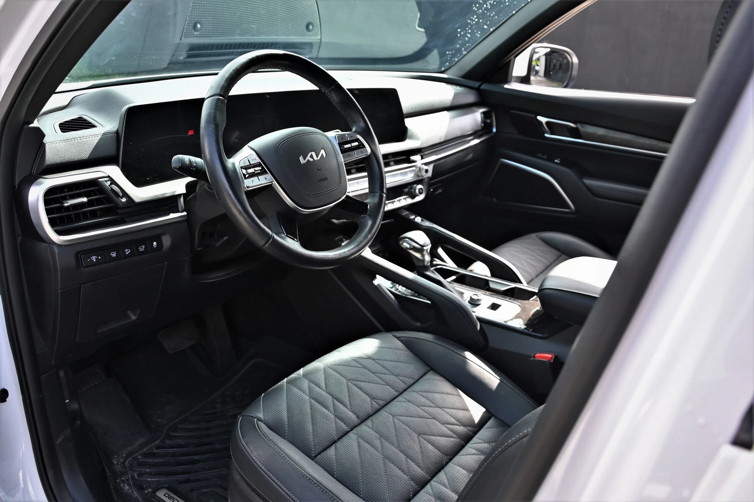 Used 2024 Kia Telluride EX X-Line AWD/4WD image 12
