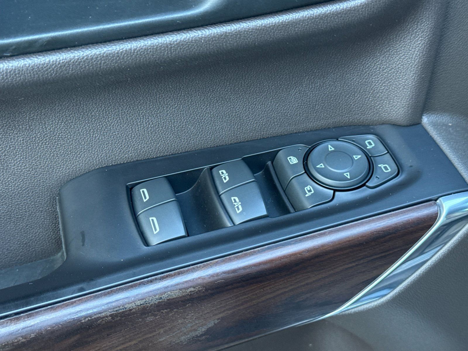 Used 2019 GMC Sierra 1500 SLT w/ SLT Premium Plus Package image 12