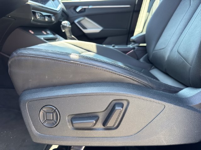Used 2025 Audi Q3 2.0T Premium AWD/4WD image 19
