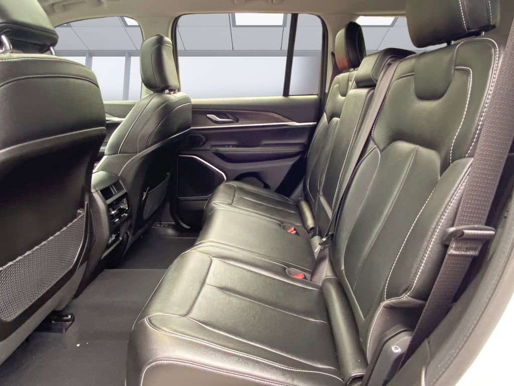 Used 2024 Jeep Grand Cherokee Limited 4xe image 16