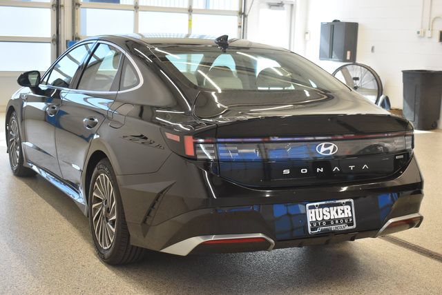Used 2025 Hyundai Sonata SEL FWD image 10