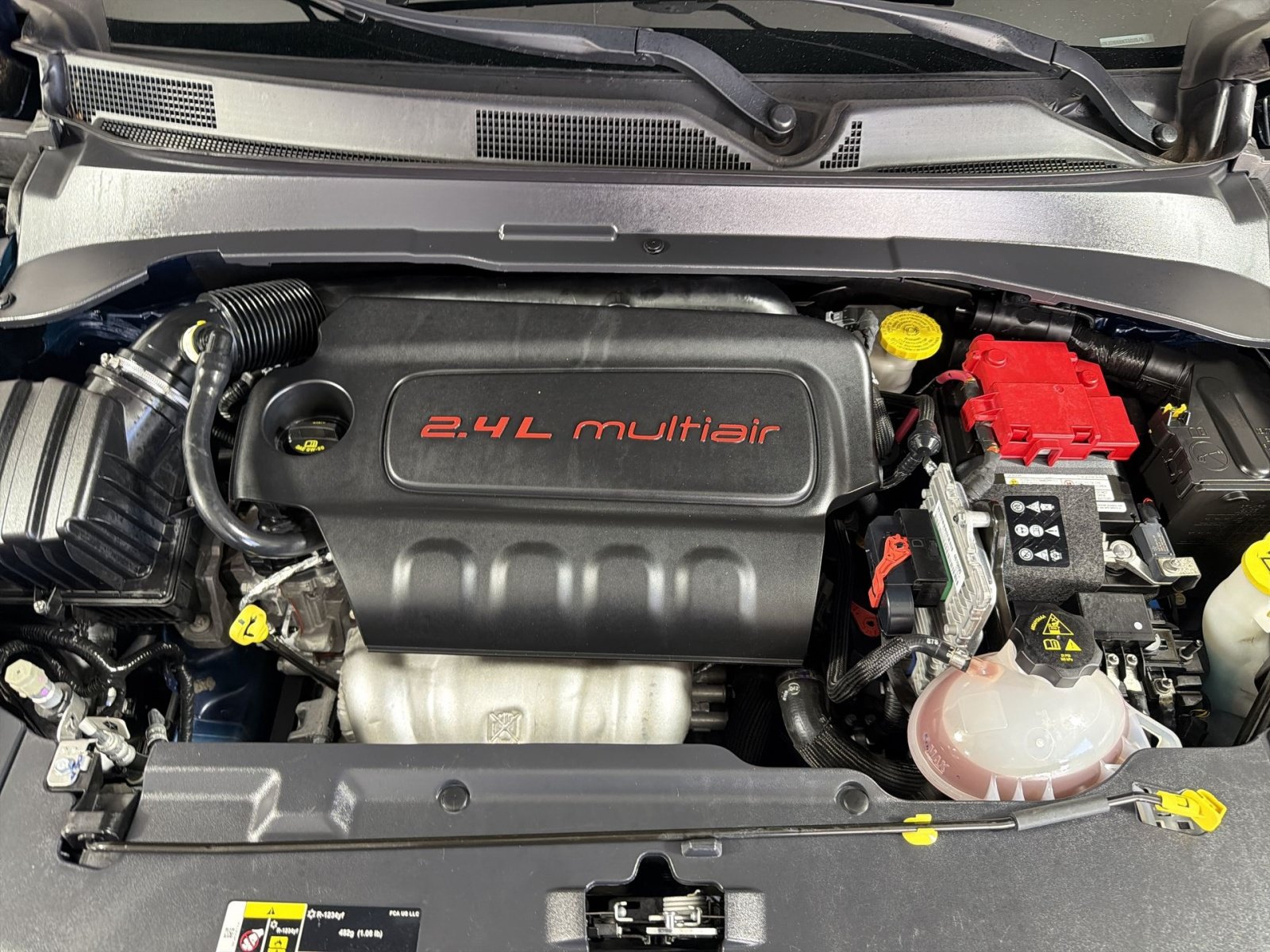 Used 2019 Jeep Compass Latitude w/ Popular Equipment Group AWD/4WD image 28