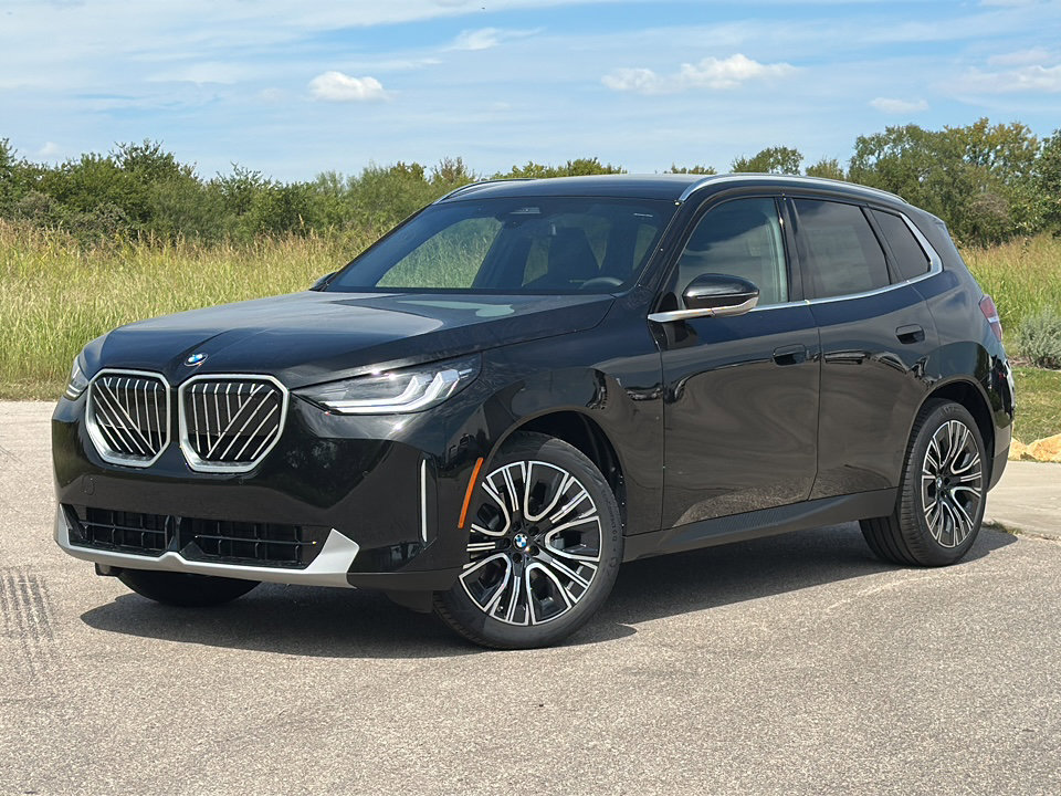 New 2026 BMW X3 xDrive30 w/ Convenience Package image 2