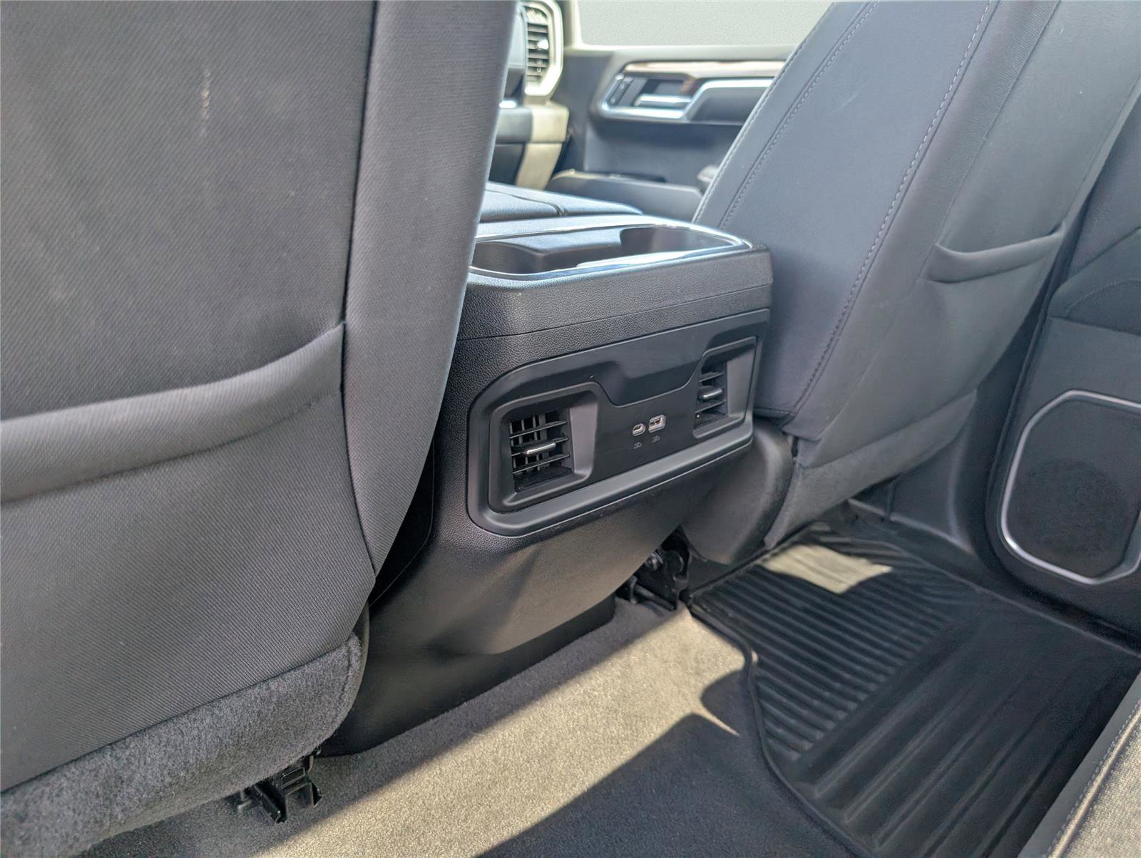 Used 2023 Chevrolet Silverado 1500 LT image 31