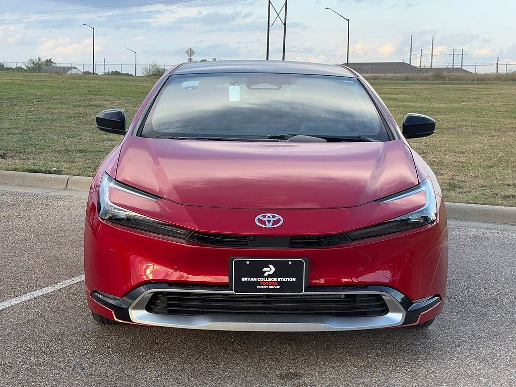 New 2026 Toyota Prius Plug-In Hybrid FWD image 3