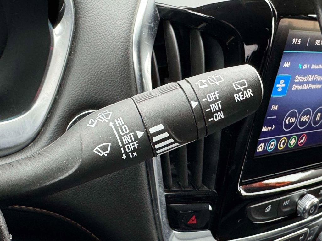 Used 2021 Chevrolet Traverse LT AWD/4WD image 23